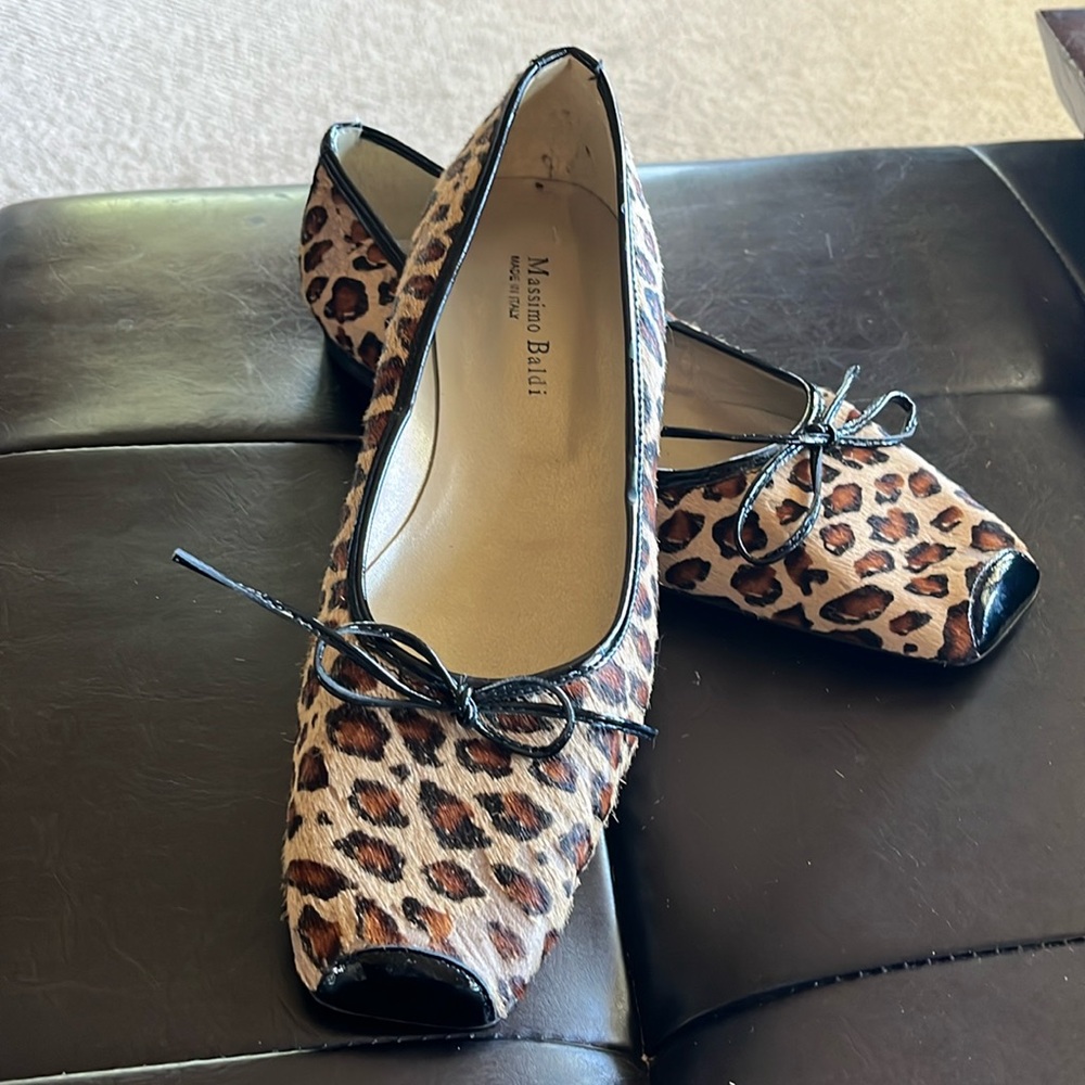 Massimo Baldi Italian flats Size 9